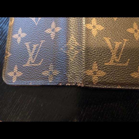 Louis Vuitton iPhone 7 folio - Picture 3 of 5